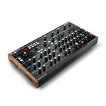 Novation Peak Полифонический настольный синтезатор