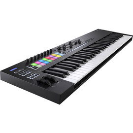 NOVATION Launchkey 61 Mk3 USB/MIDI контроллер