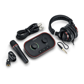 Студийный комплект для подкастов Focusrite Vocaster One Studio