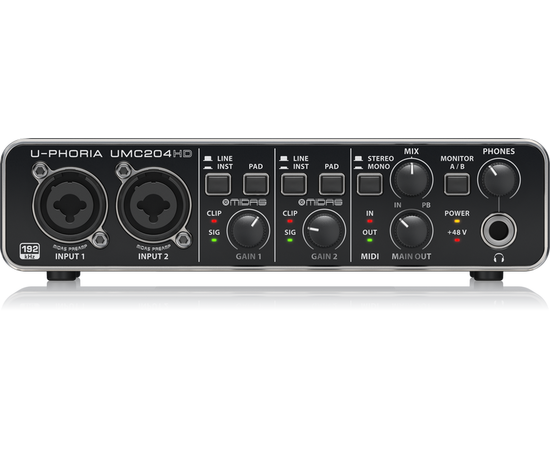 BEHRINGER UMC204HD  Аудио интерфейс