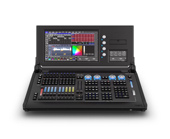 Профессиональная световая консоль ChamSys MagicQ MQ250M Stadium