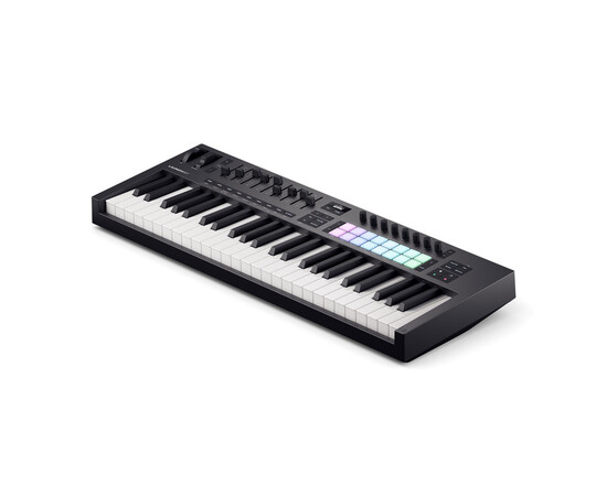 Novation Launchkey 49 MK4. MIDI-контроллер с 49 клавишами и USB подключением, изображение 4