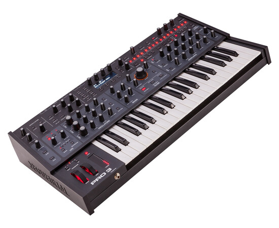 Sequential Pro 3. 37‑клавишный гибридный синтезатор с полу-взвешенной клавиатурой, изображение 2